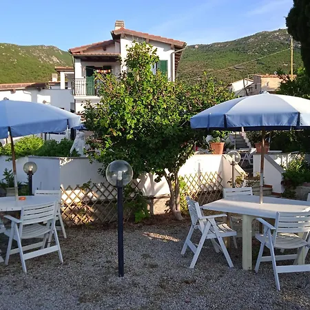 Dell'amicizia Hotel Seccheto