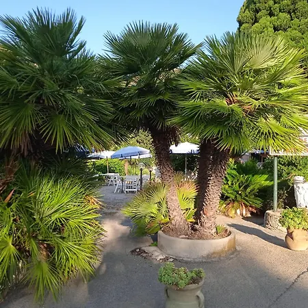 Dell'amicizia Hotel