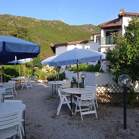 Dell'amicizia Ξενοδοχείο