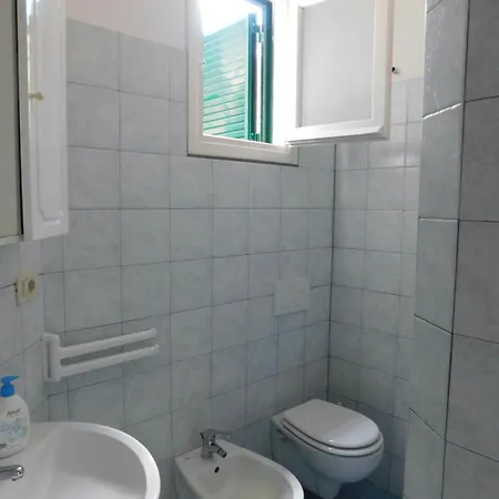 Dell'amicizia Otel