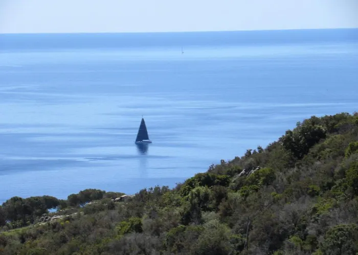 Dell'amicizia Hotell 2*